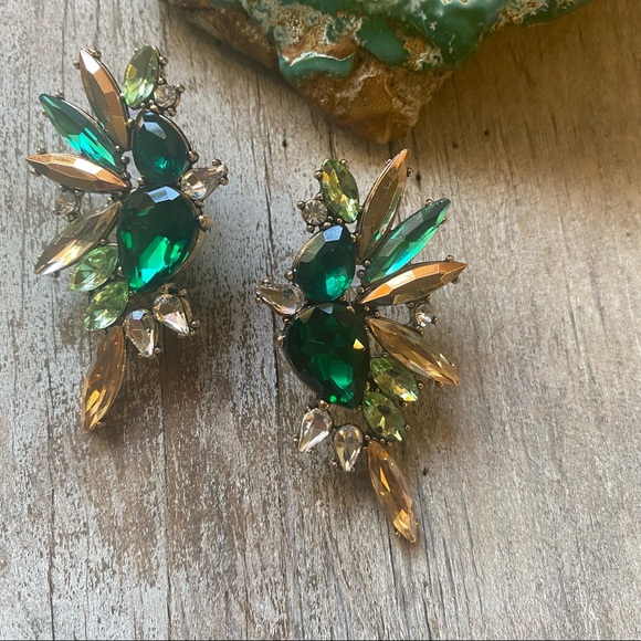 🦚Peacock Rhinestone Earrings 🦚 - Picture 4 of 6